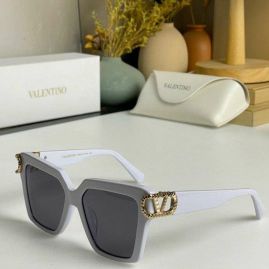 Picture of Valentino Sunglasses _SKUfw47548518fw